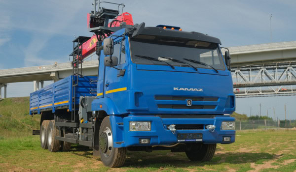 Бортовой автомобиль КАМАЗ 65117 с КМУ FG 716 HP