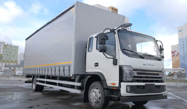 Тентованный грузовик 55 м³ JAC N120