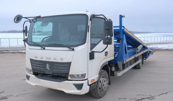 Эвакуатор-автовоз КAMAЗ Компас-9 двухуровневый на 2 автомобиля с ТСУ «Евро»
