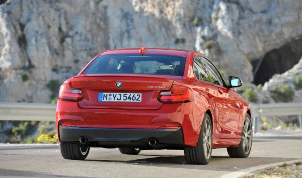 bmw_m235i_coupe_rear1