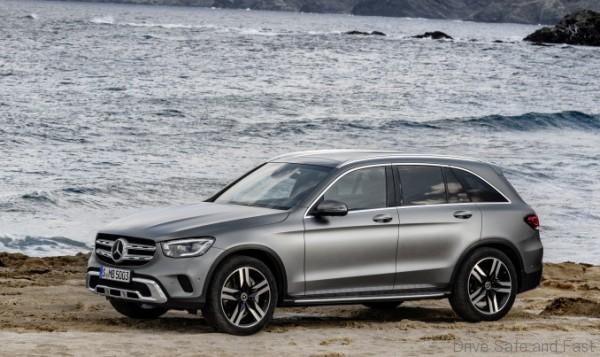 Facelift Mercedes-Benz GLC hero shot