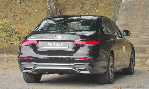Mercedes-Benz E300 AMG Line rear
