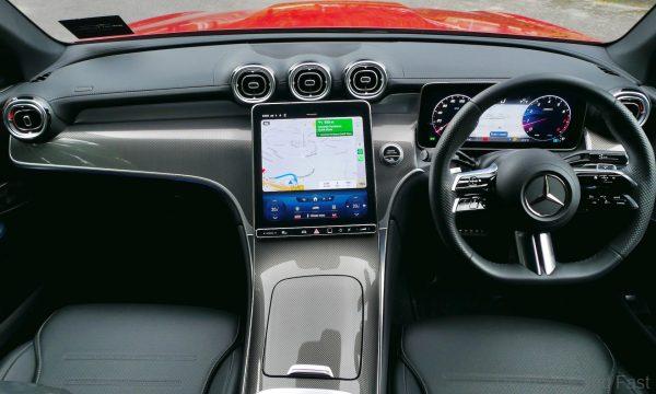 mercedes-benz. glc 300 4MATIC interior