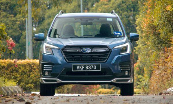 2023 Subaru Forester from the front