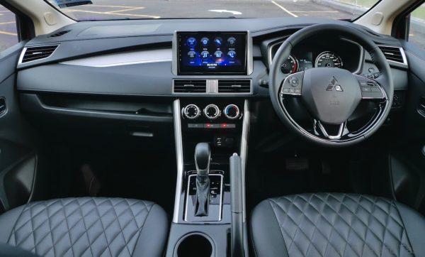 Mitsubishi Xpander Dashboard