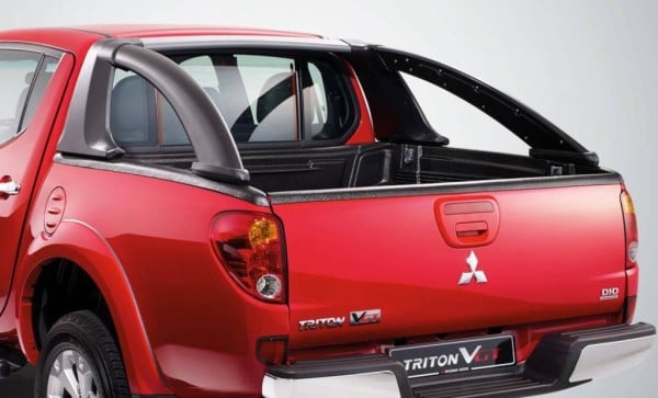 Mitsubishi Short Cargo Bed