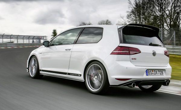 volkswagen_golf_gti1