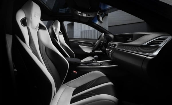 Lexus GS-F 4