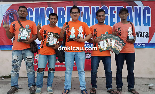 KKLB Bandung mendominasi kelas lovebird