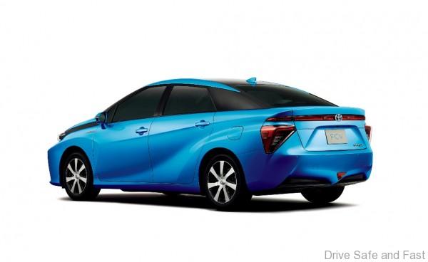 2015 Toyota Fuel Cell Sedan
