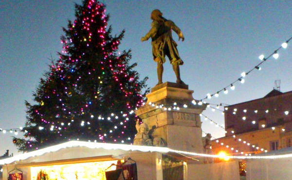 La mairie de Tarbes vend ses chalets de Noël
