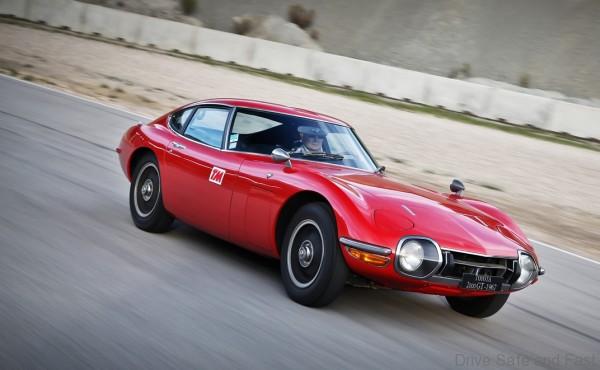 Toyota2000GT_04