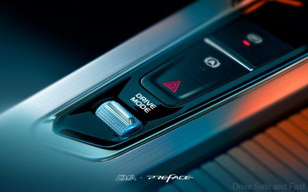 Geely Preface drive mode selector