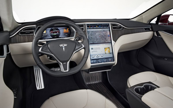 Tesla-Model-S-interior