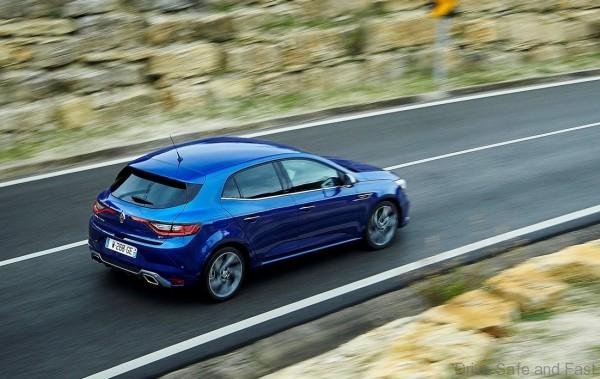 Renault-Megane_5