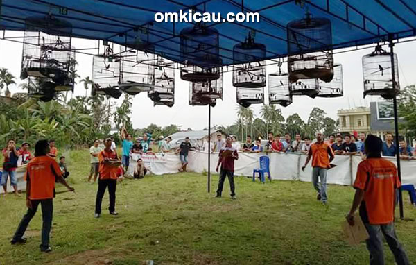 Latpres Senandung Ronggolawe di Lapangan SBS Bangko