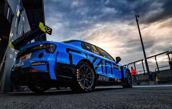 Lynk & Co race car