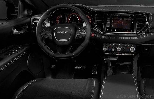 Dodge Durango SRT Hellcat cockpit