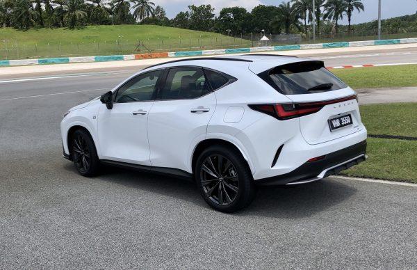 Lexus NX 350 F-Sport Malaysia Drive