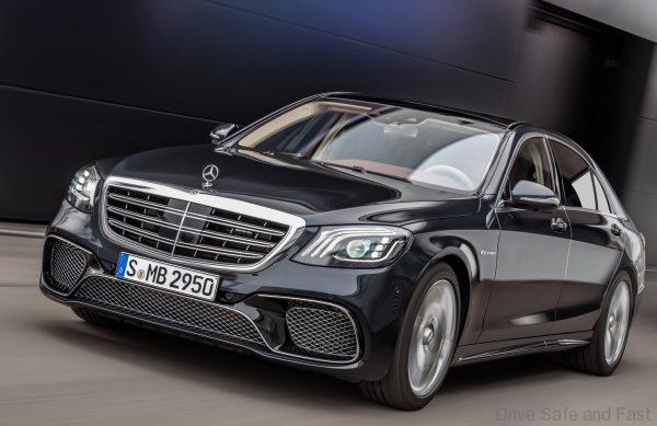 Mercedes S-Class W222 driving
