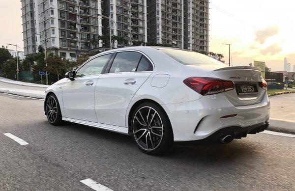 Mercedes-Benz A35 4Matic Saloon_highway