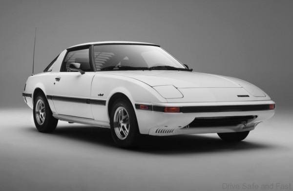 Mazda-Savanna-RX-7b