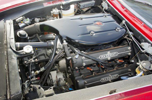 Maserati Ghibli engine