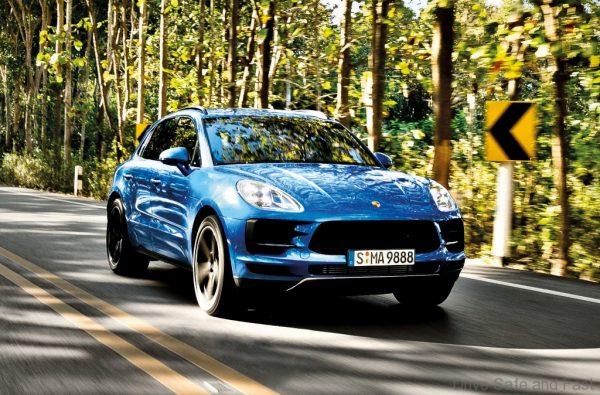 Porsche Macan Premium Package
