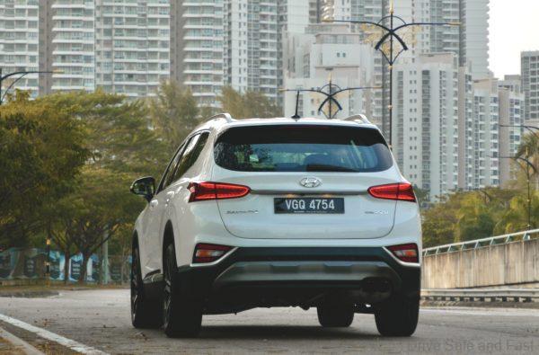 Hyundai Santa Fe rear