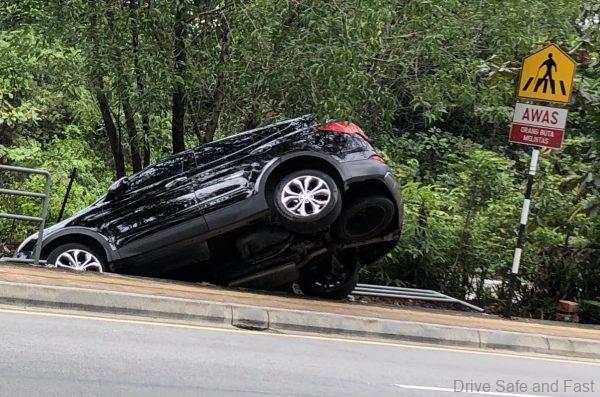 Car repair insurance claims_tow trucks
