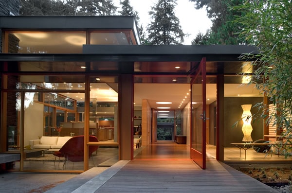 1-21 1-21 mid-century modern home Mid-Century modern home with a nature backdrop 1 21