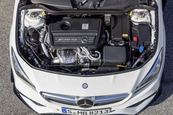Mercedes-AMG CLA 45; C/X117; 2016 AMG 4-Zylinder-Benzinmotor mit Turboaufladung, 280 kW(381 PS), 475 Nm AMG 4-cylinder turbocharged petrol engine, 280 kW(381 hp), 475 Nm