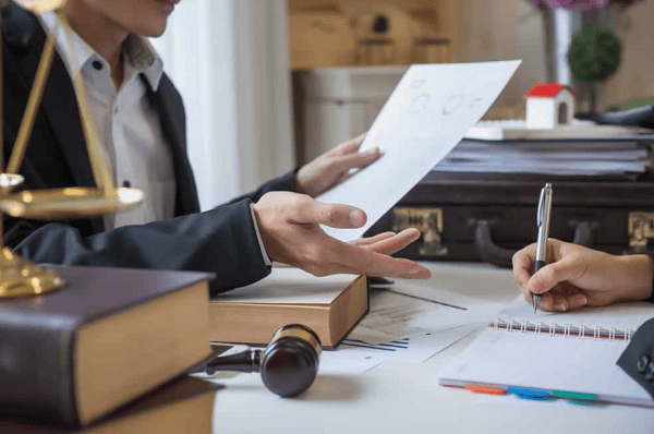 Tố tụng là gì? Người tham gia tố tụng gồm những ai? Dịch vụ tố tụng tại Phan Law Vietnam.