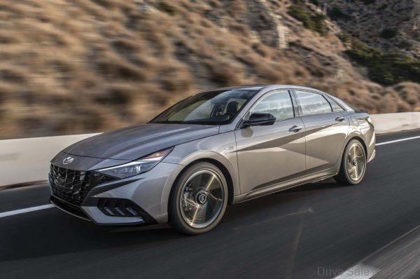 Hyundai Elantra_grey