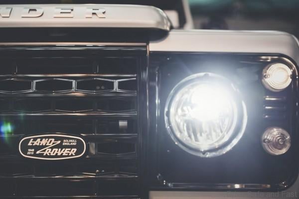 Land_Rover-Defender_1