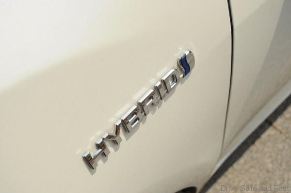Camry Hybrid 4