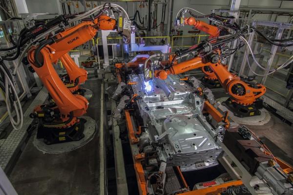 Volkswagen_Assembly_Plant_Pekan04