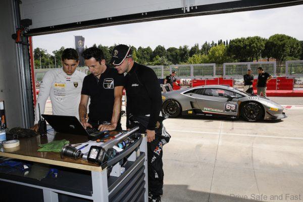 Lamborghini-Squadra-Corsa3