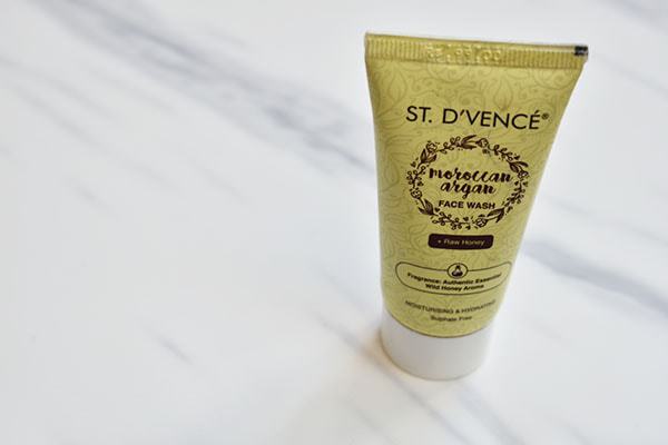 St. D'Vence Moroccan Argan and Raw Honey Face Wash Review