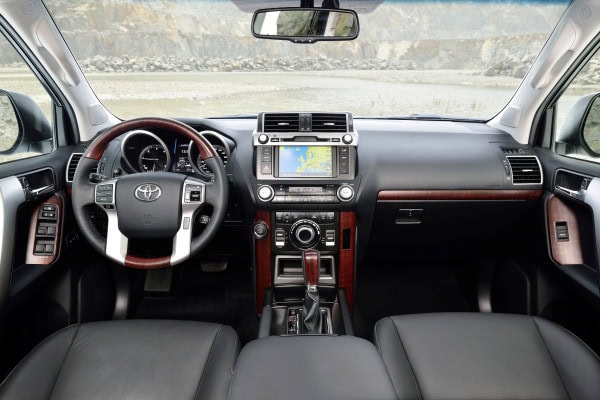 toyota-landcruiser-prado-06