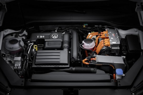 VW Passat_GTE_11