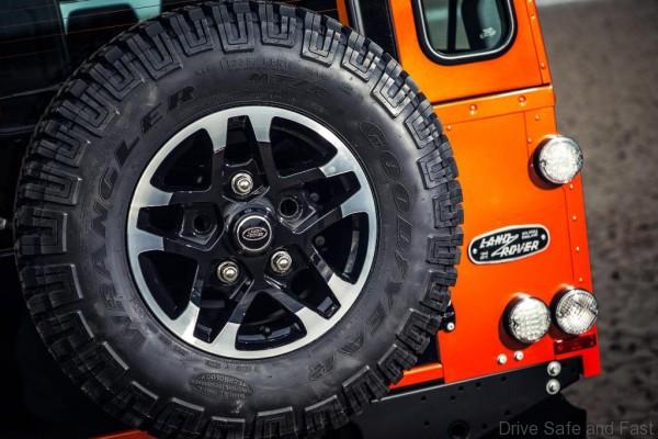 land-rover-defender Special_3