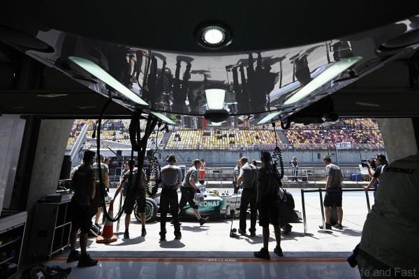 Mercedes-AMG-Petronas-F15