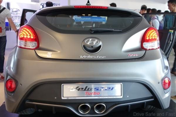 Veloster-8
