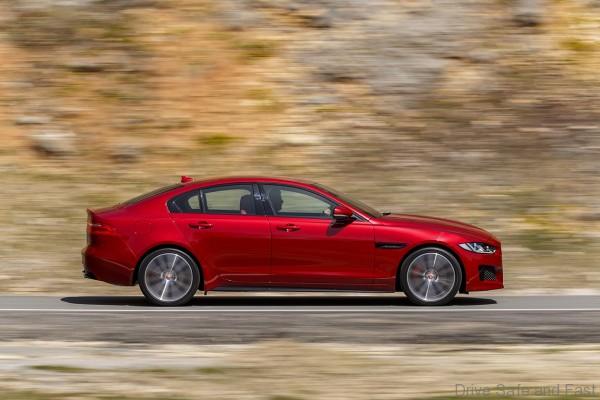 jaguarXE2