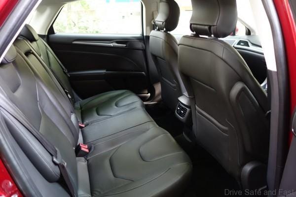 Ford-Mondeo-04