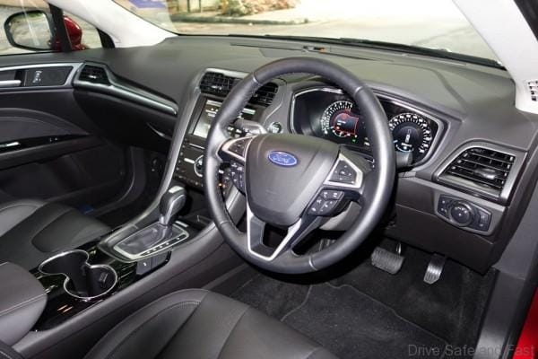 Ford-Mondeo-07