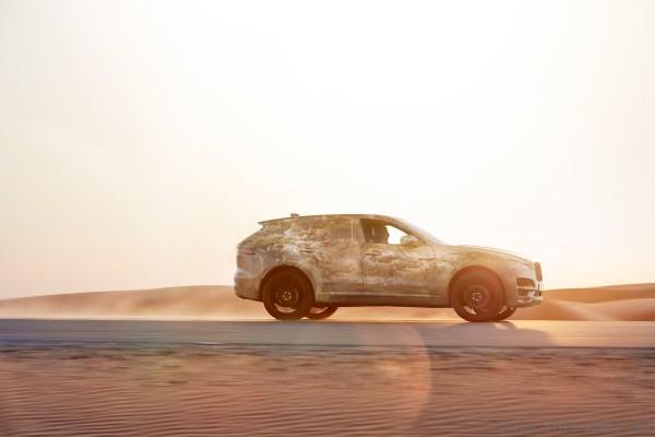 Jaguar F-PACE 6