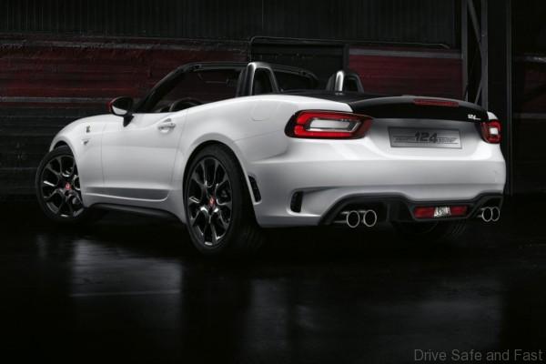 Fiat-124_Spider_Abarth_2017_1024x768_wallpaper_04