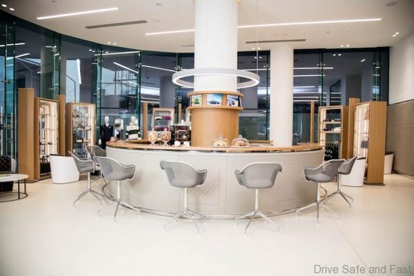 Flagship Bentley showroom opens in Dubai (3)